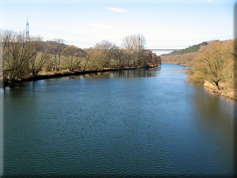 foto Lungo il fiume Fulda